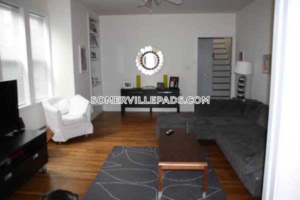 Spacious and Sunny with great charm! - Somerville - East Somerville $3,200