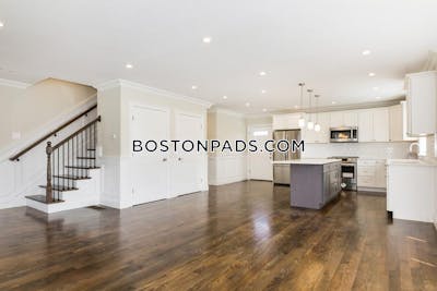 Fort Hill 4 Beds 3.5 Baths Boston - $6,570
