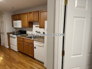 Medford Apartment for rent 2 Bedrooms 1 Bath Medford Square - $2,500