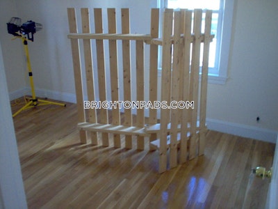 Brighton 3 Beds 2 Baths Boston - $4,500