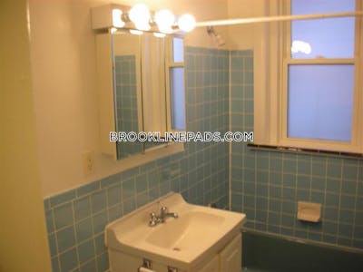 Brookline Apartment for rent Studio 1 Bath  Washington Square - $2,335