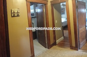 Medford 2 Beds 1 Bath Tufts - $2,500