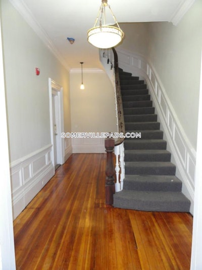 Somerville Apartment for rent 3 Bedrooms 1 Bath  Winter Hill - $3,850