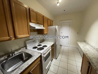 Brighton 3 Beds 1 Bath Boston - $3,300 No Fee
