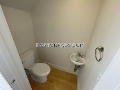 Cambridge Sensational 2 Beds 2.5 Baths  East Cambridge - $4,200 No Fee
