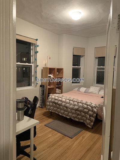 Northeastern/symphony 2.5 Beds 1 Bath Boston - $4,500 No Fee
