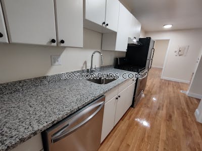 South Boston 3 Beds 1 Bath Boston - $4,200 50% Fee