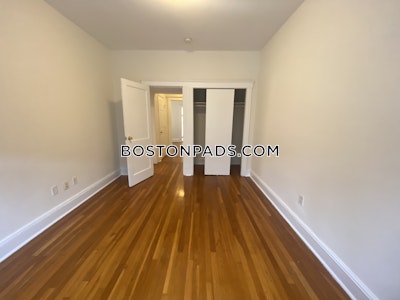 Brighton 3 Beds 1 Bath Boston - $3,650 No Fee