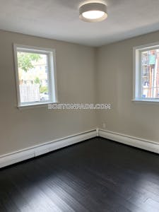 Jamaica Plain Renovated 2 bed 1 bath available NOW on Evergreen St in Jamaica Plain! Boston - $3,200 No Fee