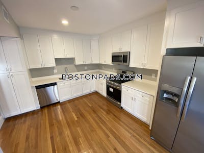 Allston/brighton Border 4 Beds 2 Baths Boston - $5,000 No Fee