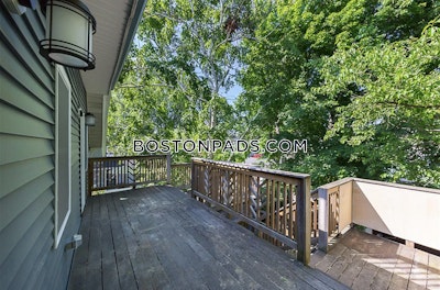 Medford 6 Beds 5 Baths  Tufts - $6,995
