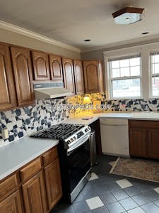 Brookline 3 Beds 1 Bath Brookline  Washington Square - $4,300 No Fee