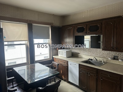 Lower Allston 4 Beds 1 Bath Boston - $4,200