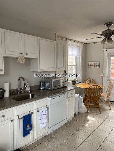 North End 2 Beds 1 Bath Boston - $4,200