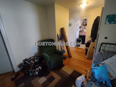 Brighton 4 Beds 2 Baths Boston - $3,900
