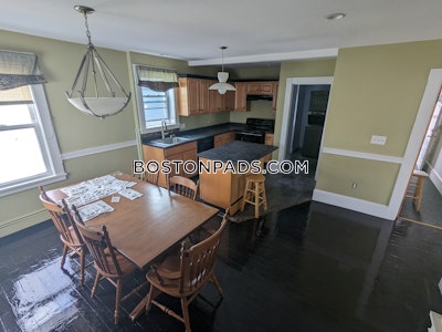 Malden 2 Bed 1 Bath MALDEN $2,475 - $2,499 No Fee
