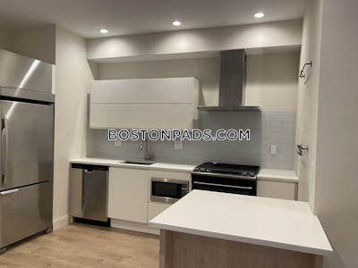 Dorchester/south Boston Border Modern 4 Bed 2 Bath on Buttonwood St. in South Boston Boston - $4,600