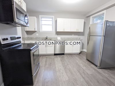Somerville Spacious 4 bed 1.5 bath in East Somerville!  East Somerville - $4,600