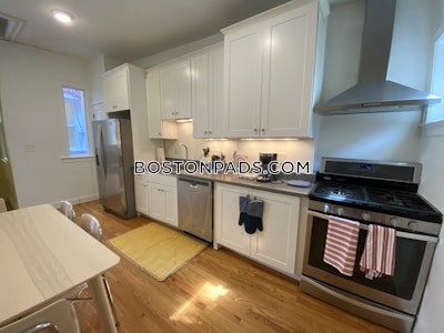 Fort Hill Captivating Modern 4 Bedroom 1.5 Bathroom Apartment for Rent 9/1 Boston - $5,100 No Fee