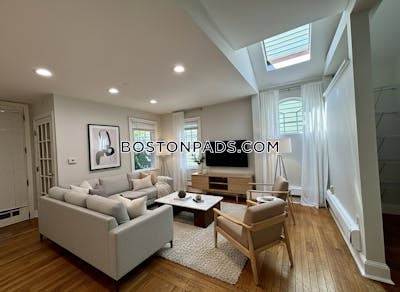 Somerville Bright and Cozy 2-Bedroom Somerville Apartment East Somerville - $2,800 No Fee