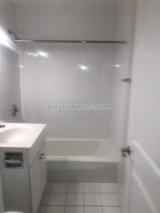 Quincy 1 Bed 1 Bath QUINCY  North Quincy - $2,471 75% Fee