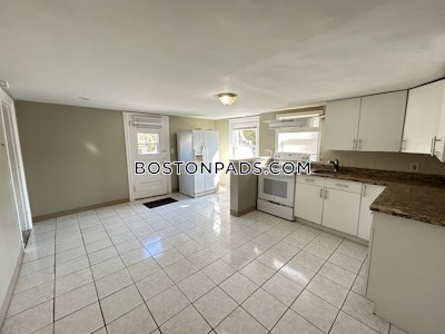 Newton 2 Beds 1 Bath  Newton Corner - $2,350