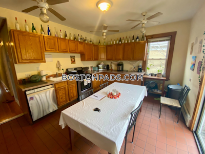 Mission Hill 4 Beds 1 Bath Boston - $5,600
