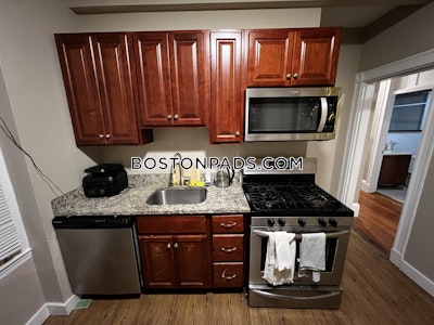 Mission Hill 4 Beds 1 Bath Boston - $5,200 No Fee
