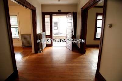 Allston 6 Beds 2.5 Baths Boston - $7,800