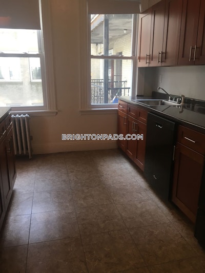 Brighton 2 Bed, 1 Bath Unit Boston - $2,775 No Fee