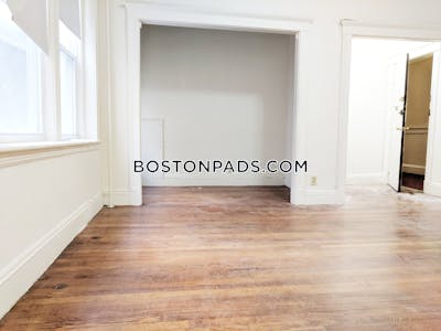 Fenway/kenmore Apartment for rent Studio 1 Bath Boston - $2,425 50% Fee