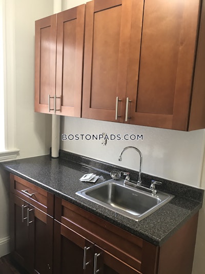 Fenway/kenmore Apartment for rent 1 Bedroom 1 Bath Boston - $2,995 No Fee