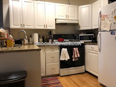 Brookline 4 Beds 1 Bath  Boston University - $6,344 No Fee