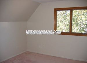 Medford Amazing 6 Beds 2 Baths Tufts - $5,010