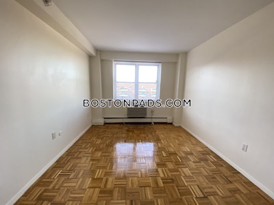 Brookline 2 Beds 1.5 Baths  Boston University - $4,000 No Fee