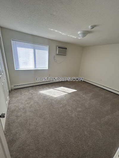 Revere 1 Bed 1 Bath - $2,035