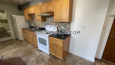Chinatown 2 Beds 1 Bath Boston - $3,100