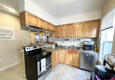 Dorchester Apartment for rent 3 Bedrooms 1 Bath Boston - $3,900