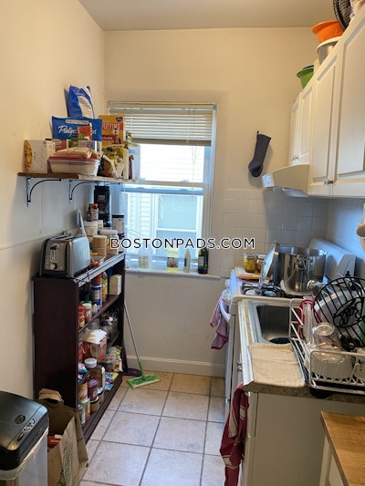 Somerville Apartment for rent 2 Bedrooms 1 Bath  Tufts - $2,900
