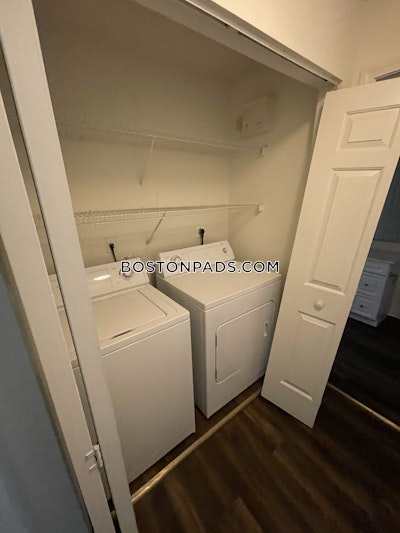 Saugus Apartment for rent 2 Bedrooms 2 Baths - $4,209 75% Fee