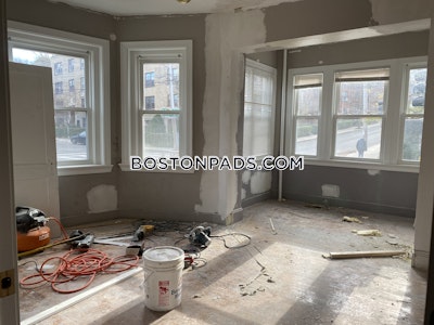 Allston/brighton Border Apartment for rent 2 Bedrooms 1 Bath Boston - $2,795 No Fee