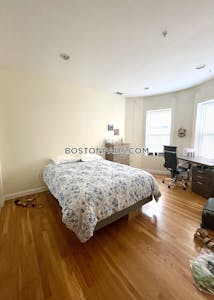 Brookline 3 Beds 2 Baths  Cleveland Circle - $4,500 No Fee