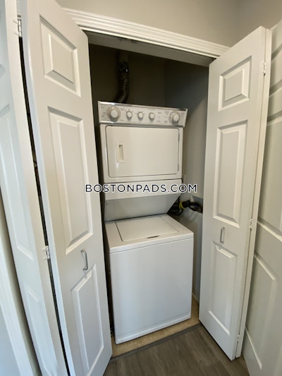 Quincy Apartment for rent 1 Bedroom 1 Bath  Quincy Center - $2,397
