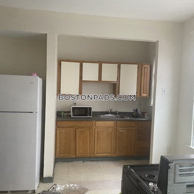 Dorchester 3 Beds 1 Bath Boston - $3,250 50% Fee