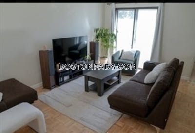 Natick 2 bedroom 1 baths in NATICK - $2,900 No Fee