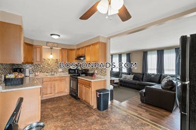 Newton 3 Bed 2.5 Bath NEWTON  Newtonville - $3,895