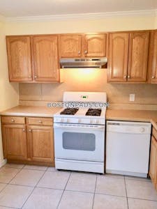 Allston Apartment for rent 4 Bedrooms 2.5 Baths Boston - $4,300